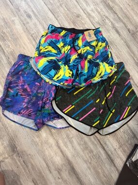 Chubbies - Men’s Small Lined 5.5” running shorts - lot of 3